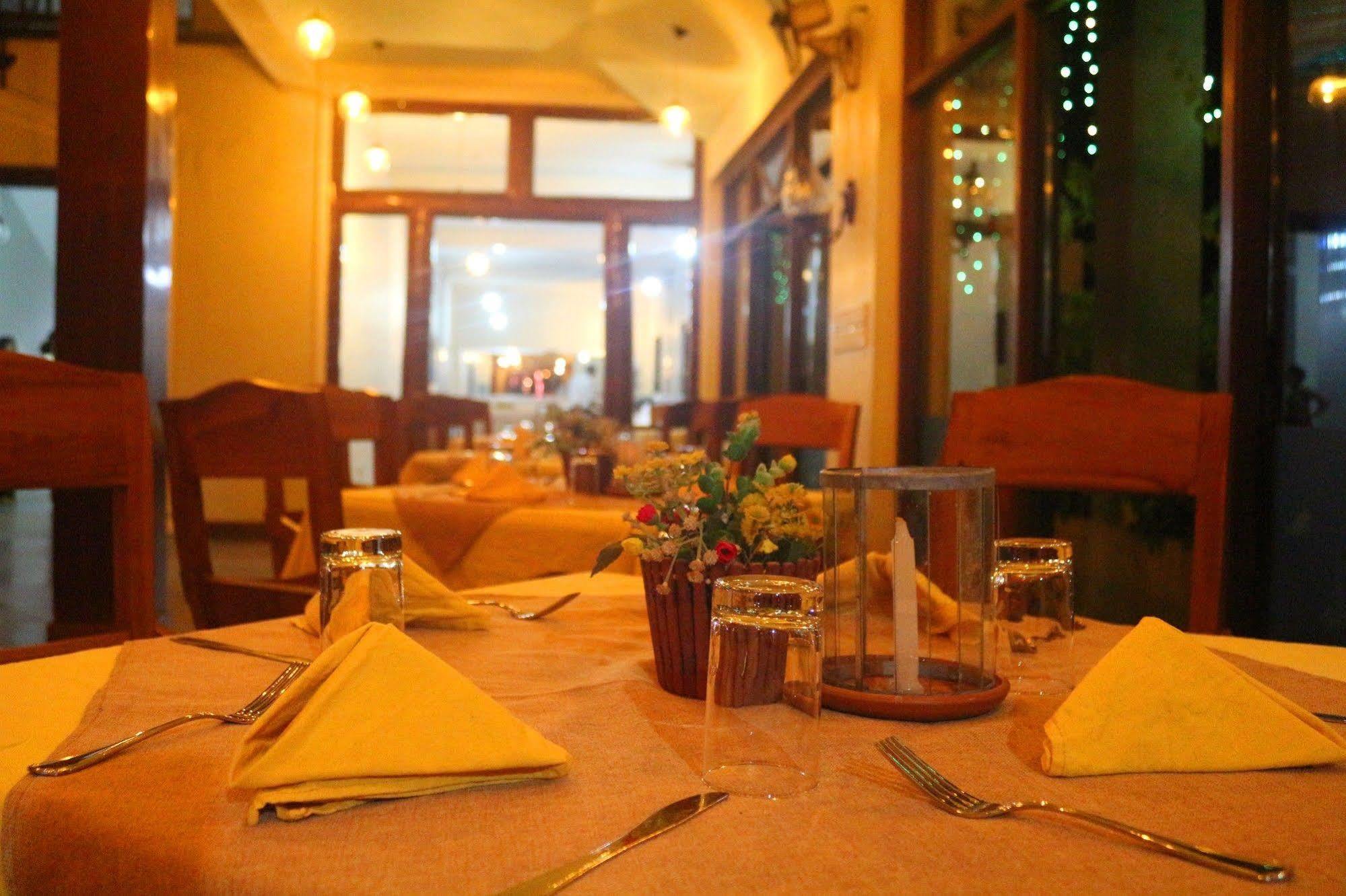 Ocean Dreams Hotel Ahangama Ngoại thất bức ảnh