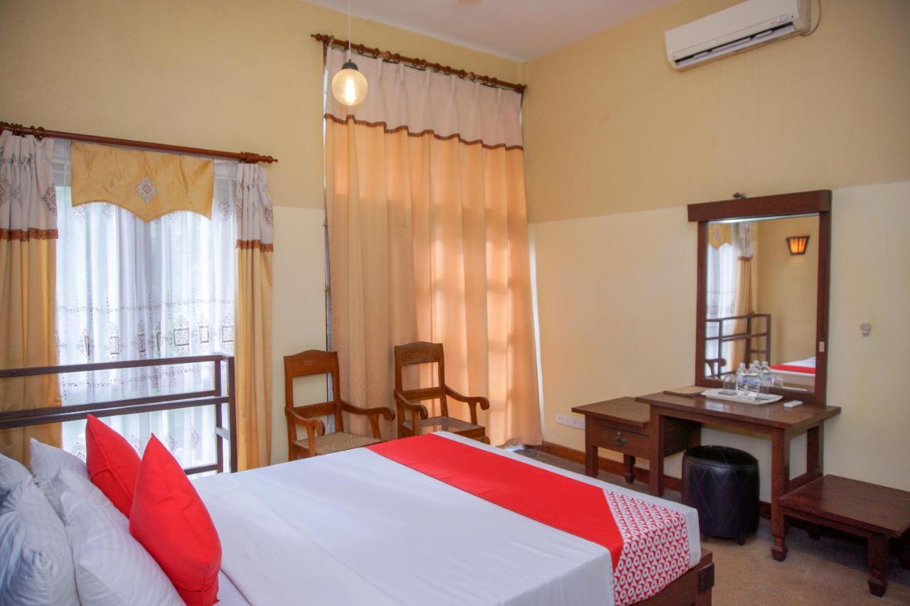 Ocean Dreams Hotel Ahangama Ngoại thất bức ảnh